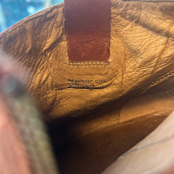 Frye 8 “Raina” in Cognac NEWER worn once— heel tag still in. Classic and quality - Picture 9 of 12